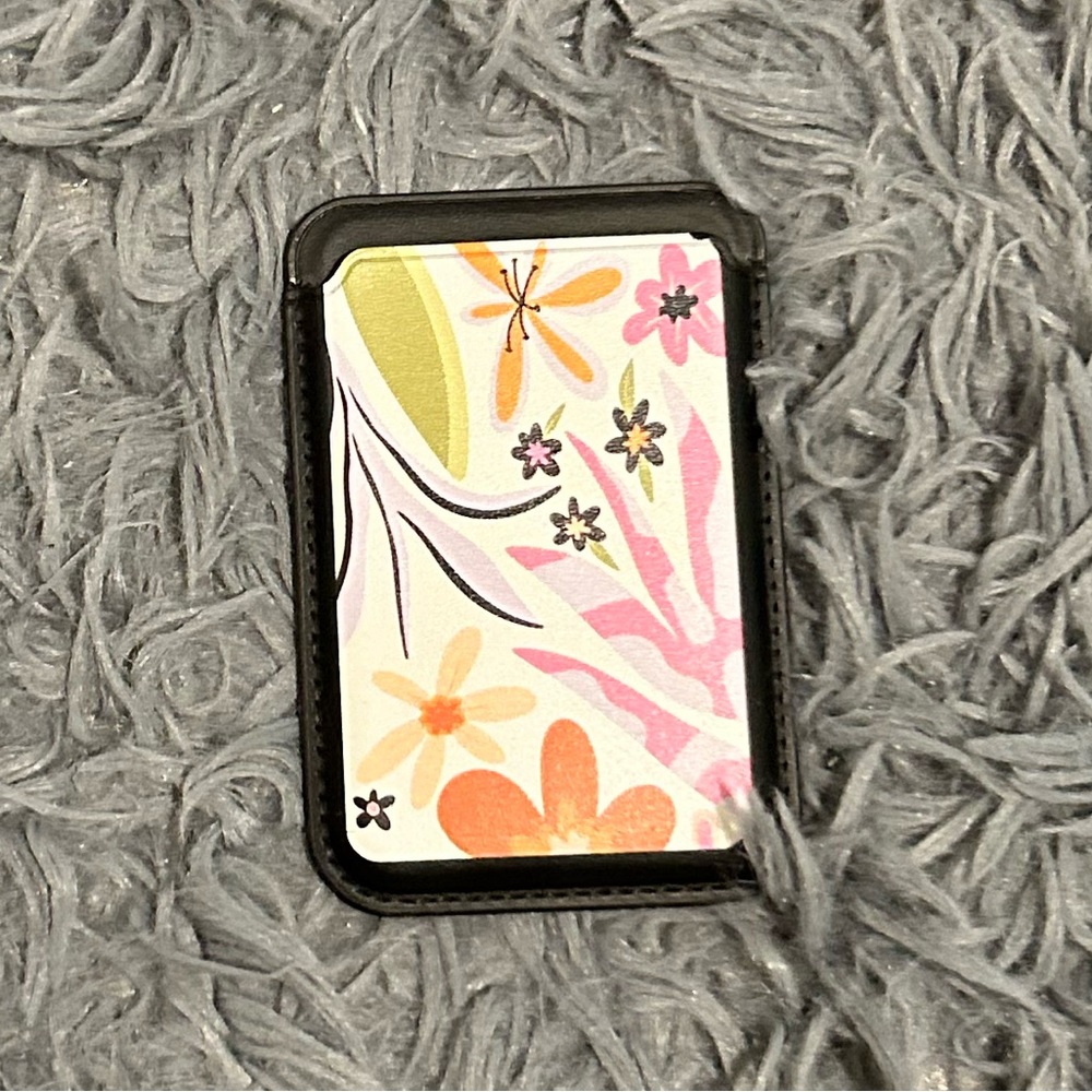 NWOT MagSafe Phone Wallet